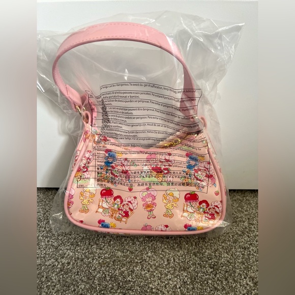 Strawberry Shortcake & Cakeworthy scented shoulder bag - Picture 2 of 3